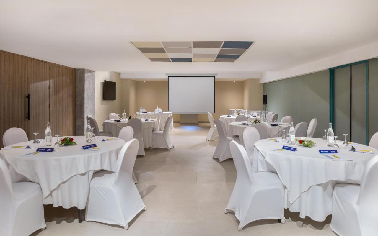 Hotel Campanile El Mechtel Tunisi Esterno foto